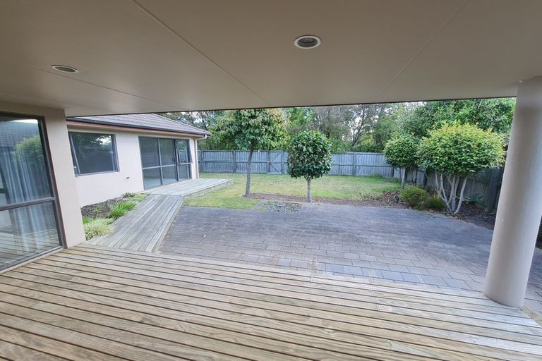 Photo of property in 4 Owhatiura Drive, Lynmore, Rotorua, 3010