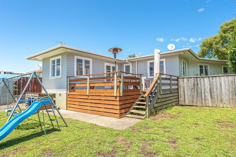 Photo of property in 70 Purnell Street, College Estate, Whanganui, 4500