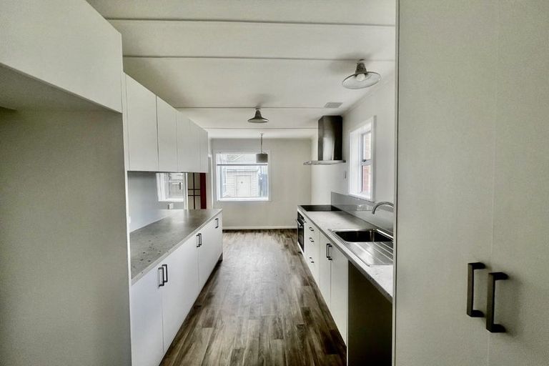 Photo of property in 8 Gillespie Street, Taita, Lower Hutt, 5011