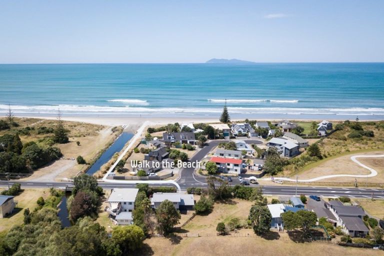 Photo of property in 104 Seaforth Road, Waihi Beach, 3611