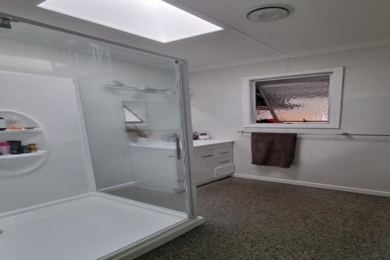Photo of property in 21 Broadway, Stratford, 4332
