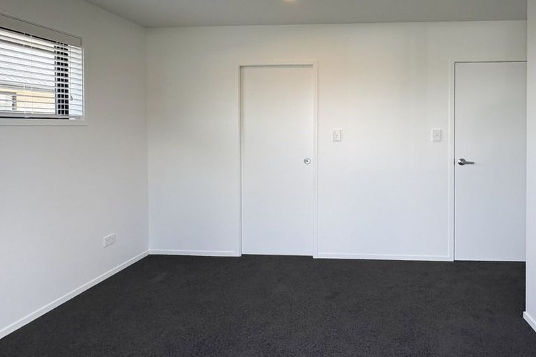 Photo of property in 1 Hunia Place, Hei Hei, Christchurch, 8042