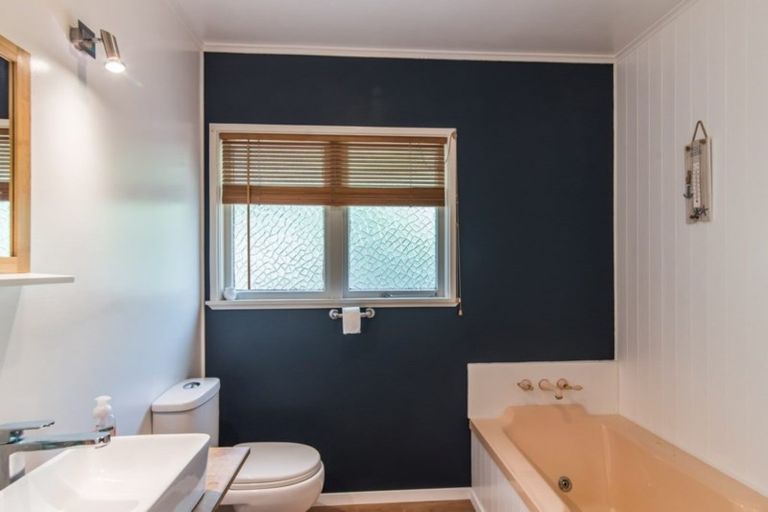 Photo of property in 23 Wyndham Road, Pinehaven, Upper Hutt, 5019