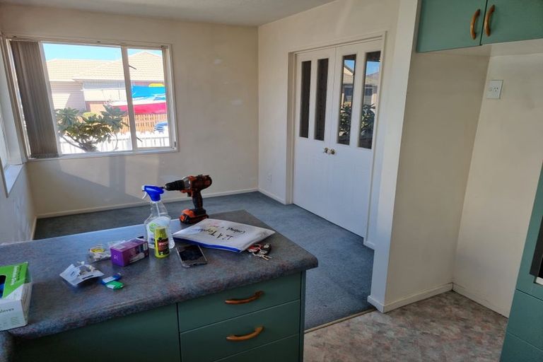 Photo of property in 12a Topham Lane, Hornby, Christchurch, 8042