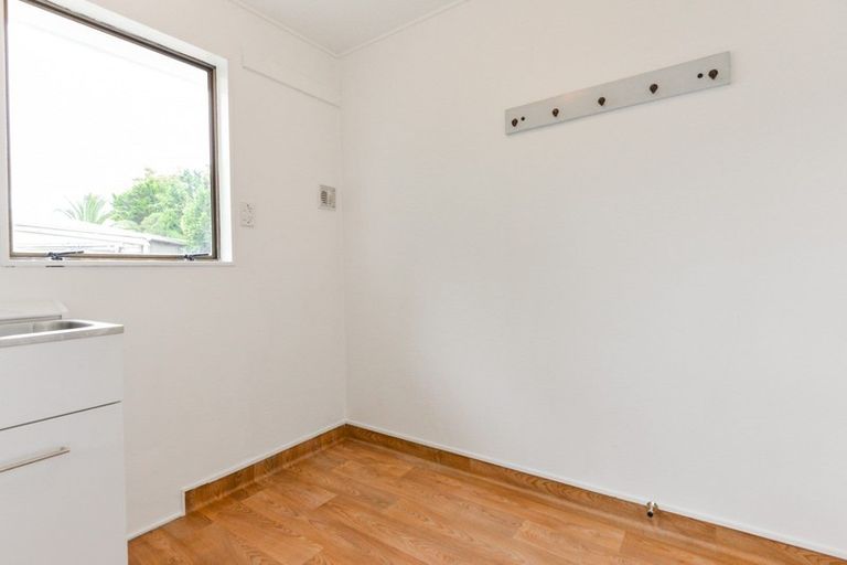 Photo of property in 28 Fleetwood Crescent, Flaxmere, Hastings, 4120