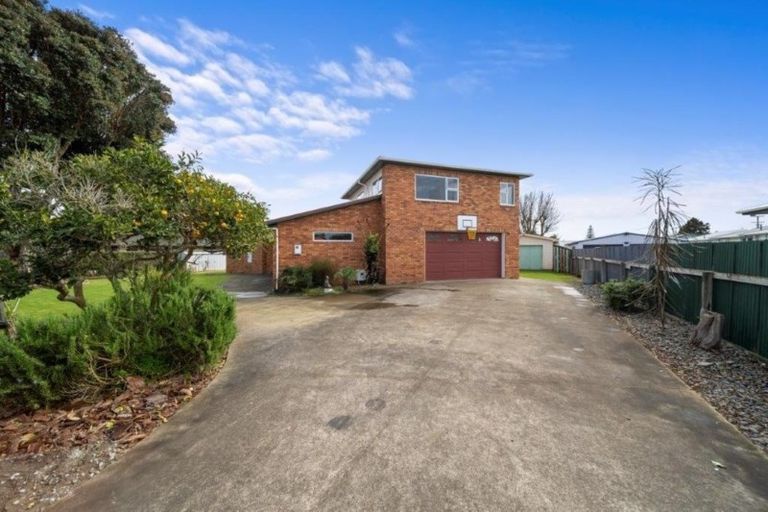 Photo of property in 10 Maire Street, Hawera, 4610