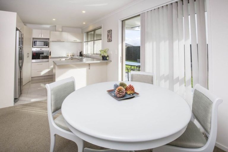 Photo of property in 11 Ribbonwood Close, Te Kauwhata, 3710
