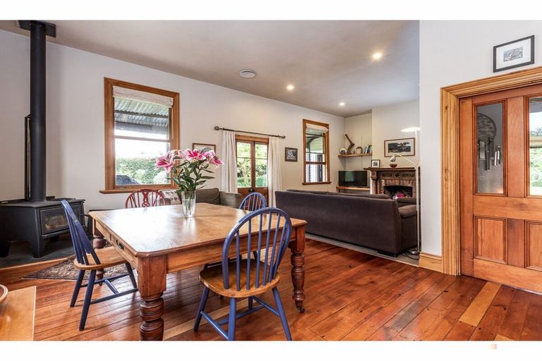 Photo of property in 111 Main North Road, Geraldine, 7930