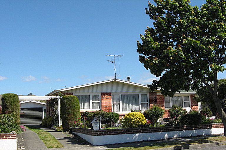 Photo of property in 6 Newbourne Crescent, Redwoodtown, Blenheim, 7201
