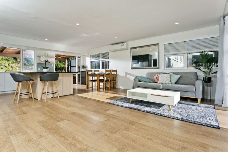 Photo of property in 68 Salamanca Road, Sunnynook, Auckland, 0620