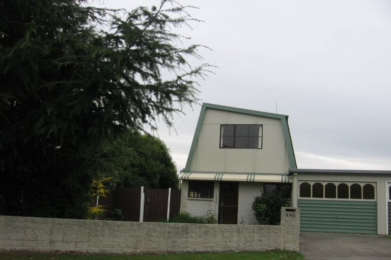 Photo of property in 23 Cecil Place, Cloverlea, Palmerston North, 4412
