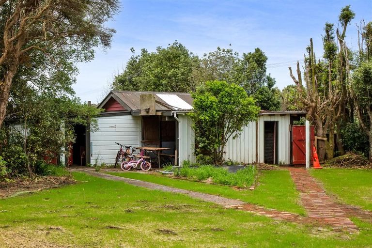 Photo of property in 35 Kauae Street, Manaia, 4612