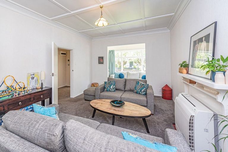 Photo of property in 10 Godwin Crescent, College Estate, Whanganui, 4500