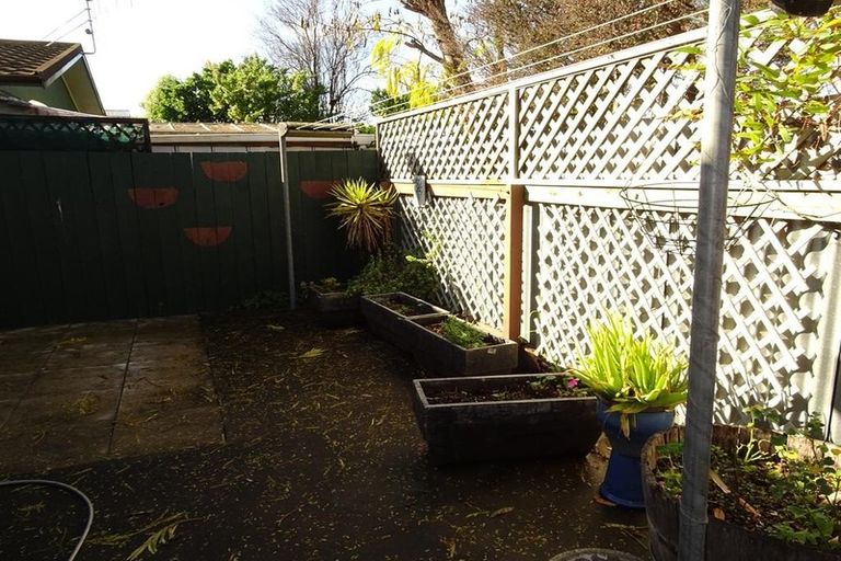 Photo of property in 2/504 Ellison Road, Hastings, 4122