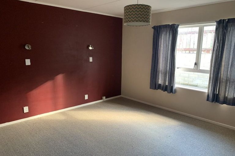 Photo of property in 14 Leeton Drive, Waipukurau, 4200