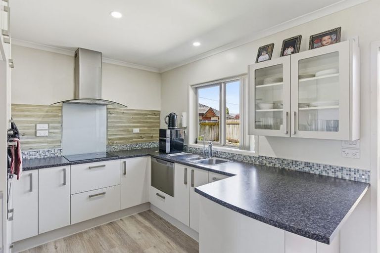 Photo of property in 5 Ahmad Close, Levin, 5510