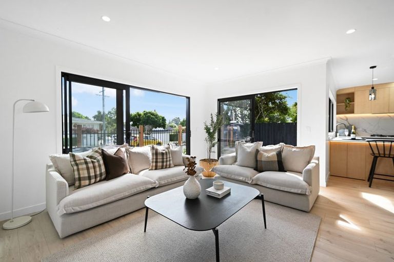 Photo of property in 1/11 Comries Road, Chartwell, Hamilton, 3210