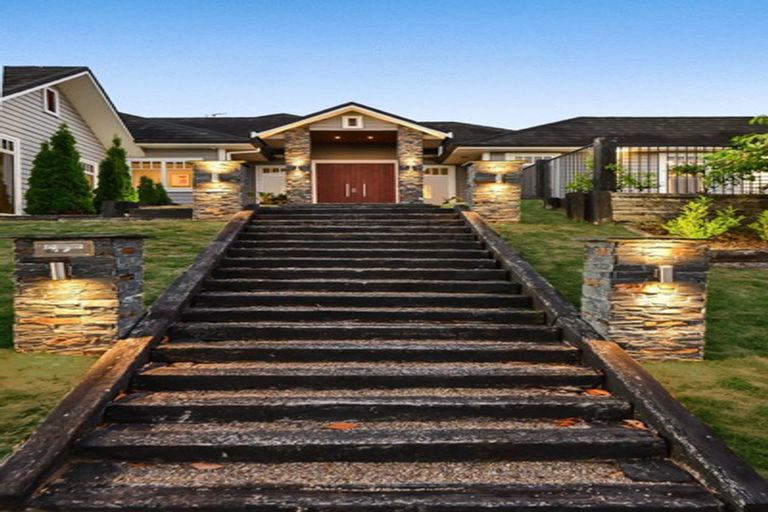 Photo of property in 17 Karl Michael Crescent, Flagstaff, Hamilton, 3210