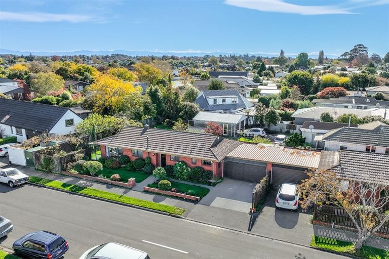 Photo of property in 1/2 Saint Clio Street, Ilam, Christchurch, 8041