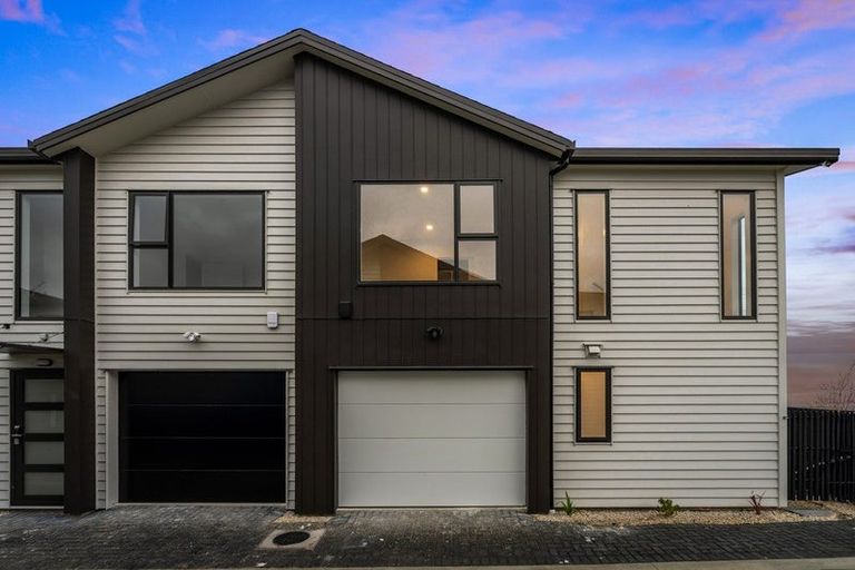 Photo of property in 7d Poto Street, Te Atatu South, Auckland, 0610