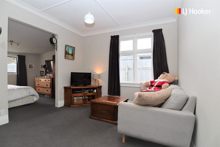 Photo of property in 37 Tahuna Road, Tainui, Dunedin, 9013