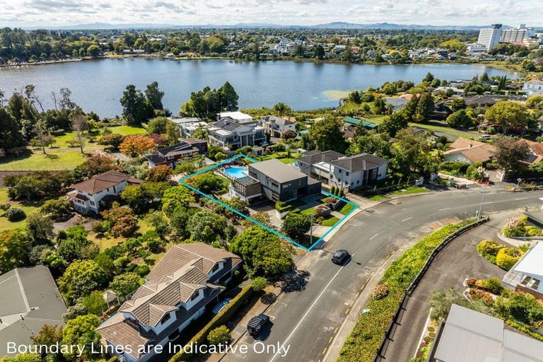 Photo of property in 142 Lake Crescent, Hamilton Lake, Hamilton, 3204