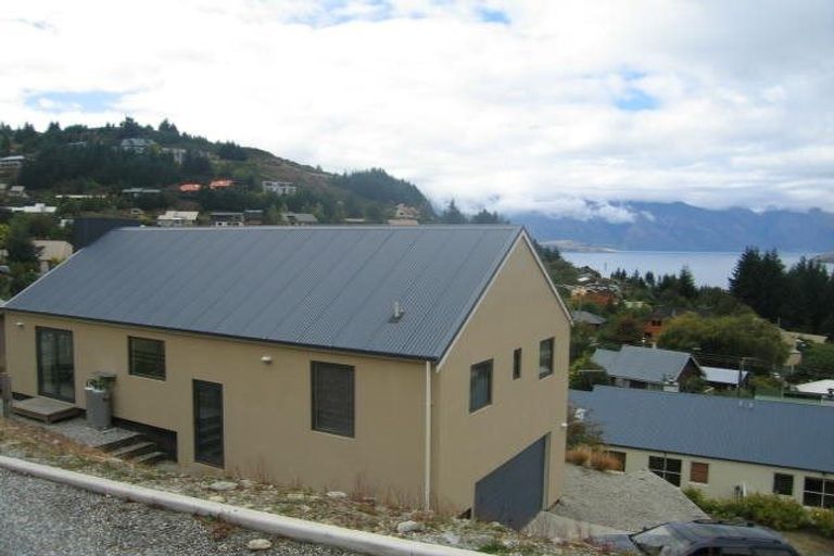 Photo of property in 27a Arawata Terrace, Fernhill, Queenstown, 9300