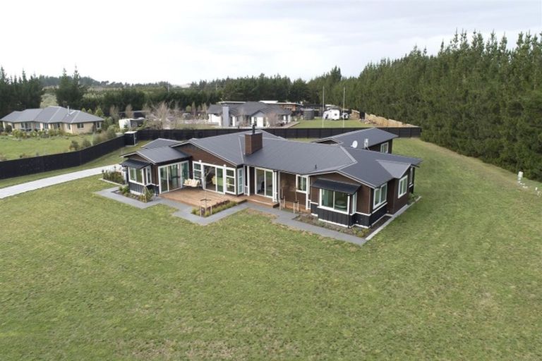 Photo of property in 3 Cullen Avenue, Swannanoa, Rangiora, 7475