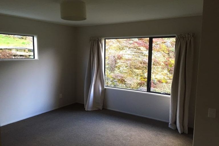 Photo of property in 14 Preston Drive, Arrowtown, 9302