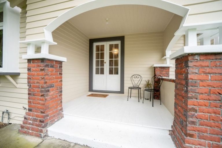 Photo of property in 24 Thomson Street, West End, Palmerston North, 4412