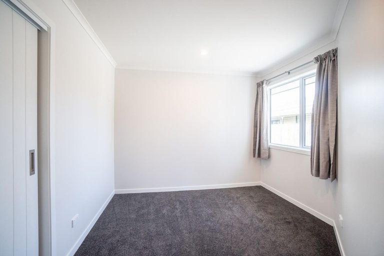 Photo of property in 42 Lombard Street, Palmerston North, 4410