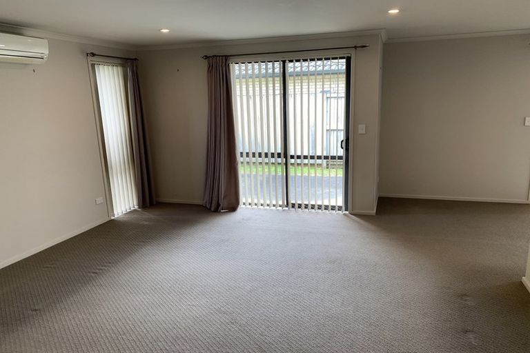 Photo of property in 10 Holcroft Place, Huntington, Hamilton, 3210