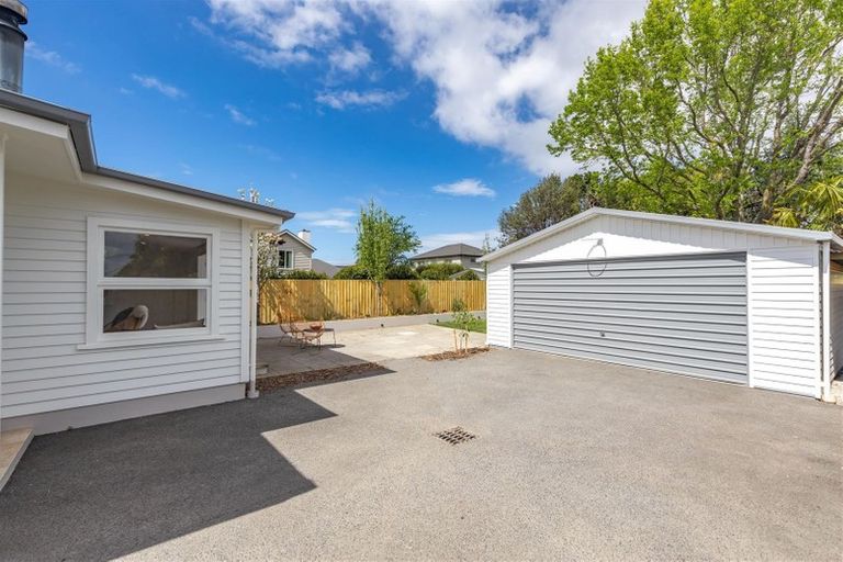 Photo of property in 244 Edgeware Road, Edgeware, Christchurch, 8013