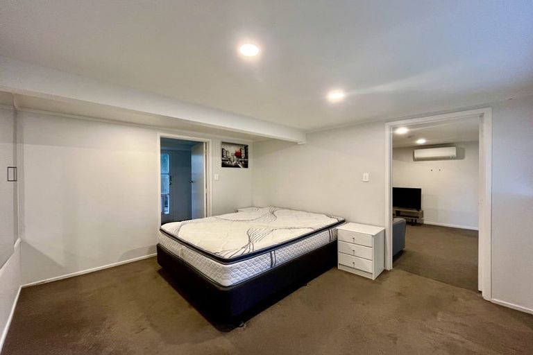 Photo of property in 32 Hythe Terrace, Mairangi Bay, Auckland, 0630