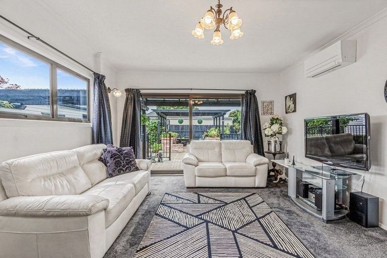 Photo of property in 18 Godwin Crescent, College Estate, Whanganui, 4500