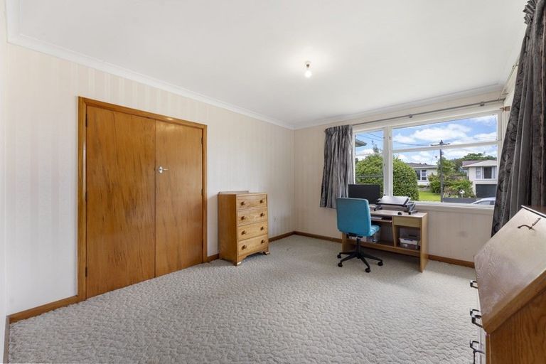 Photo of property in 18 Wincanton Place, Awapuni, Palmerston North, 4412