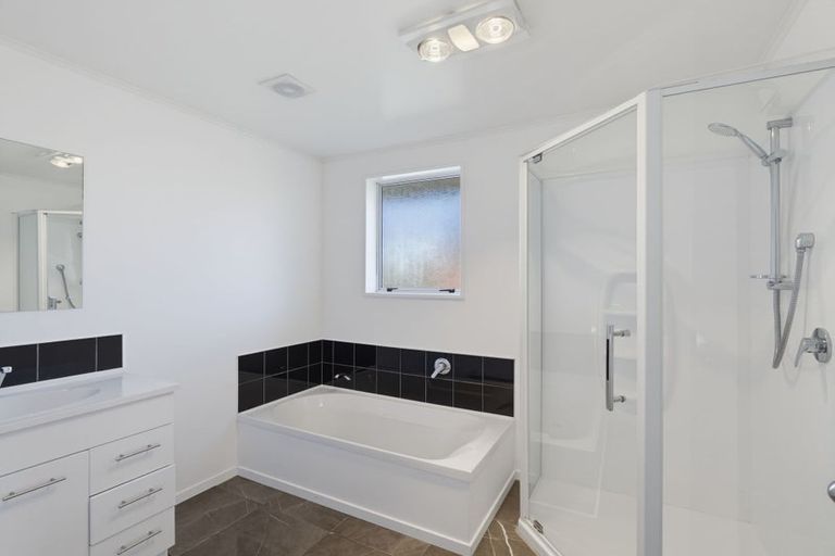 Photo of property in 19 Taumutu Road, Southbridge, 7602