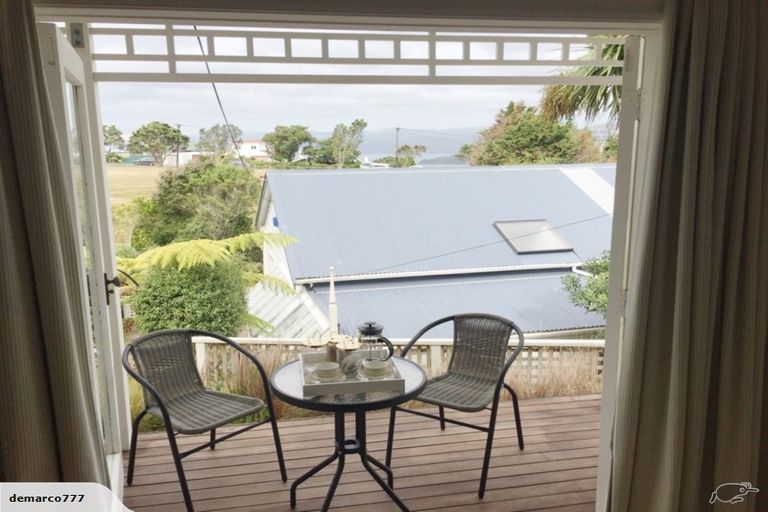 Photo of property in 19 Harbour View Road, Harbour View, Lower Hutt, 5010