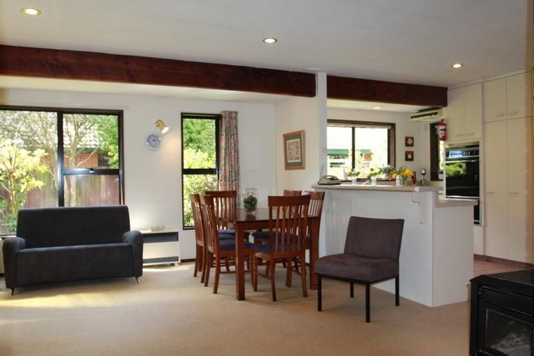 Photo of property in 28 Tyndale Place, Ilam, Christchurch, 8041