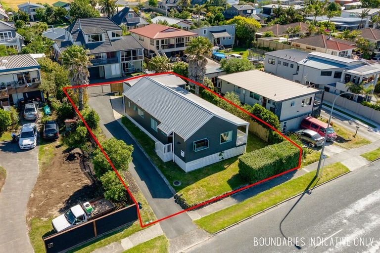 Photo of property in 1012a Papamoa Beach Road, Papamoa Beach, Papamoa, 3118