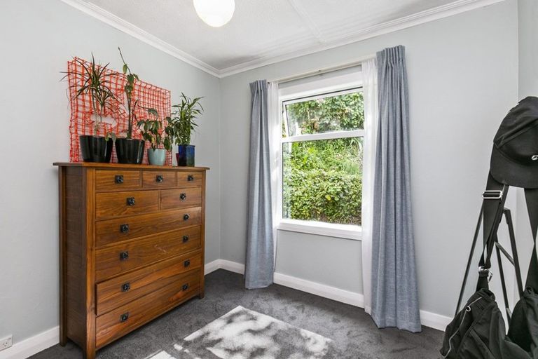 Photo of property in 35 Buckingham Street, Melrose, Wellington, 6023