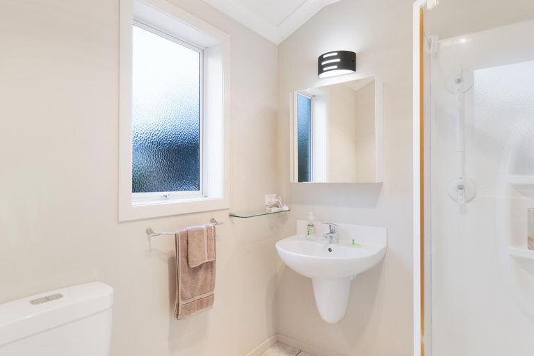 Photo of property in 15 Burr Street, Cambridge, 3434