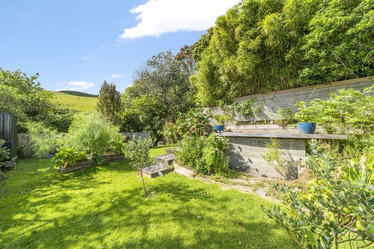 Photo of property in 86 Muri Road, Pukerua Bay, 5026