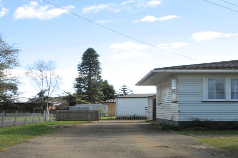 Photo of property in 2/17 Elizabeth Street, Papakura, 2110