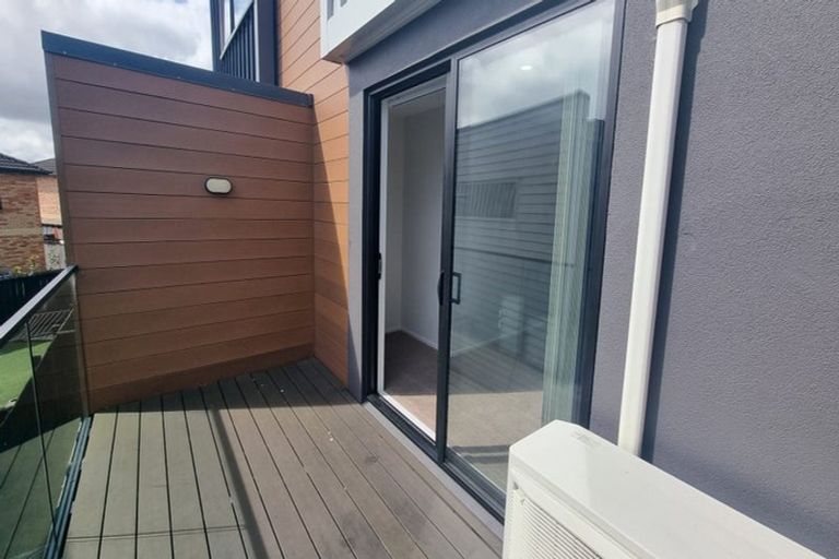 Photo of property in 25 Marumaru Lane, Manurewa, Auckland, 2102