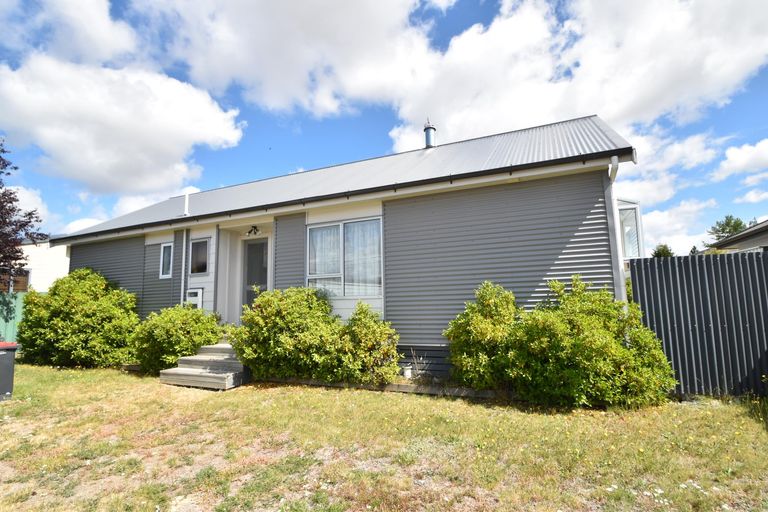 Photo of property in 85 Totara Drive, Twizel, 7901