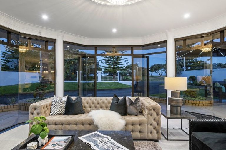 Photo of property in 236 Hibiscus Coast Highway, Orewa, 0931