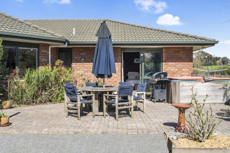 Photo of property in 11 Settler Lane, Ohaupo, 3803