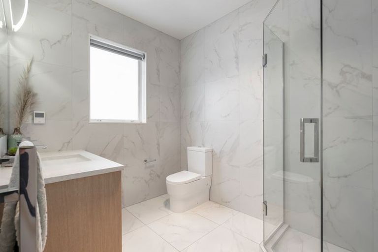 Photo of property in 2 Arriere Lane, Silverdale, 0932