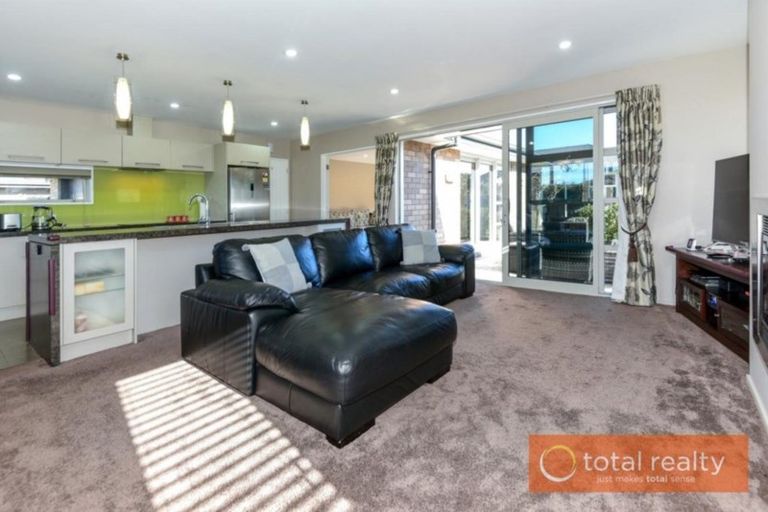 Photo of property in 33 Parklea Avenue, Halswell, Christchurch, 8025